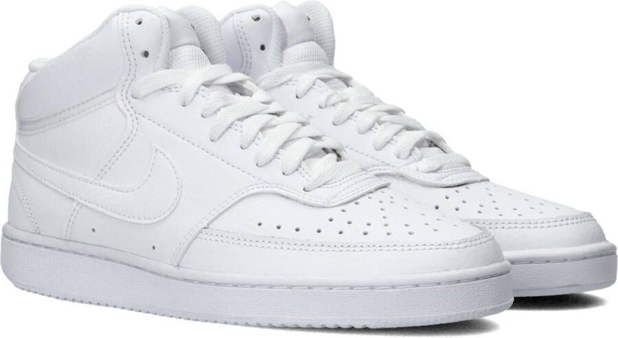 Nike Stijlvolle en Comfortabele Court Vision Mid Sneakers Wit Dames
